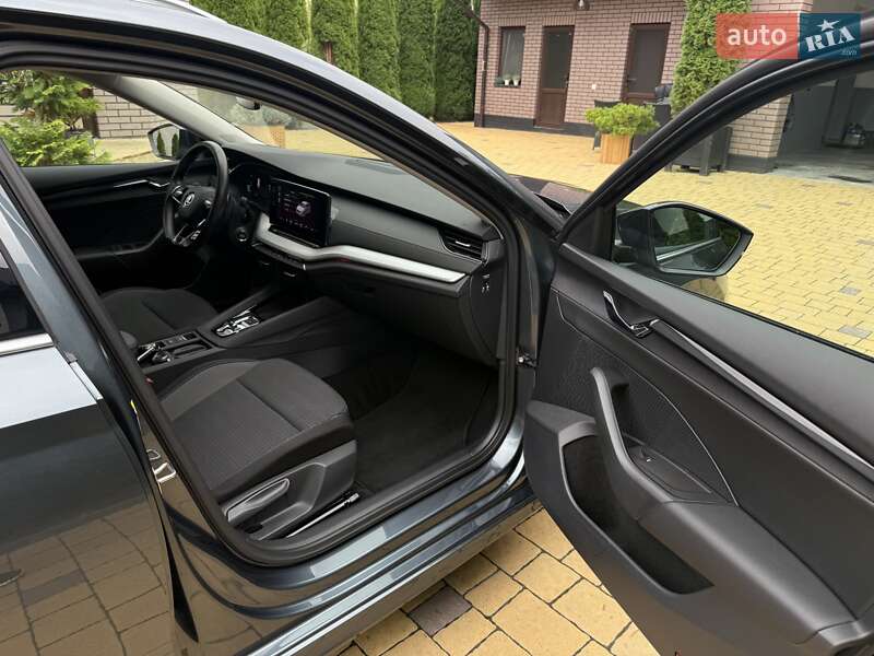 Универсал Skoda Octavia 2021 в Радивилове