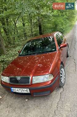 Универсал Skoda Octavia 2002 в 