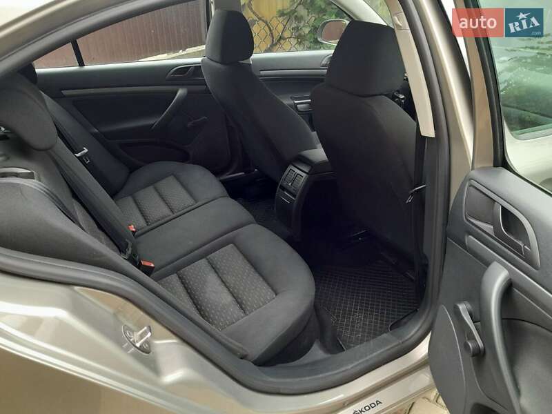 Лифтбек Skoda Octavia 2011 в Бродах фото 15 Лифтбек Skoda Octavia 2011 в Бродах