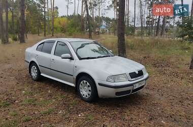 Лифтбек Skoda Octavia 2001 в Житомире