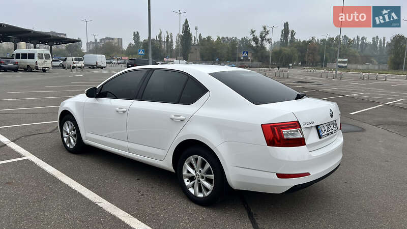 Лифтбек Skoda Octavia 2016 в Кривом Роге