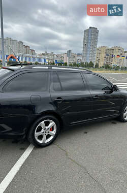 Универсал Skoda Octavia 2010 в 