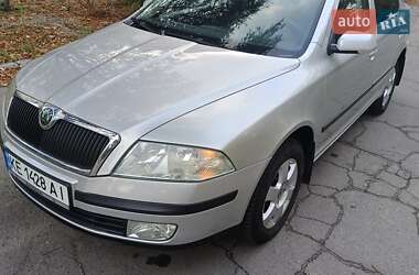 Лифтбек Skoda Octavia 2005 в 