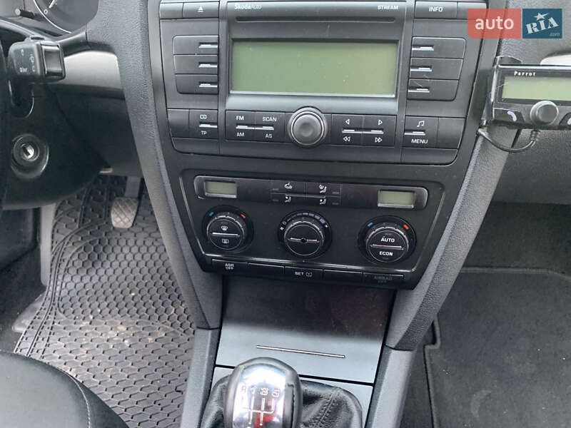 Универсал Skoda Octavia 2006 в Луцке