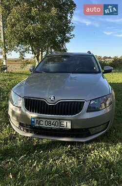 Універсал Skoda Octavia 2014 в Нововолинську