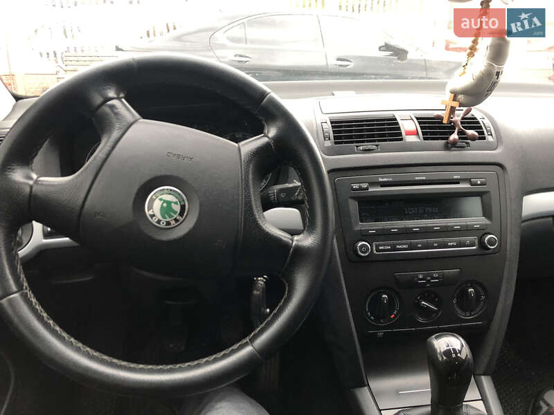 Лифтбек Skoda Octavia 2007 в Ивано-Франковске