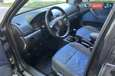 Универсал Skoda Octavia 2002 в 