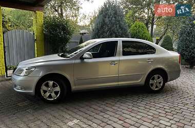 Лифтбек Skoda Octavia 2010 в 