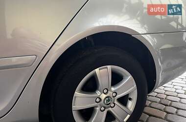 Лифтбек Skoda Octavia 2010 в 