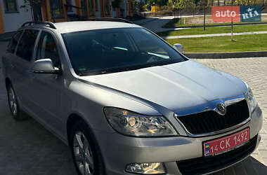 Универсал Skoda Octavia 2011 в 