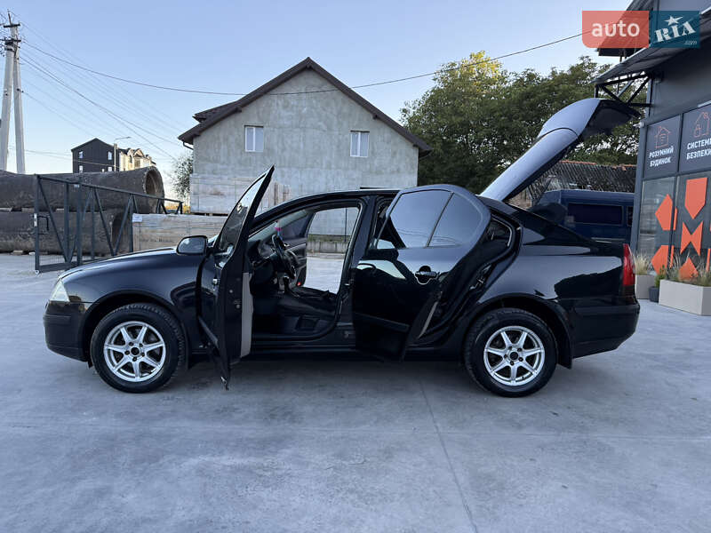Лифтбек Skoda Octavia 2008 в Теребовле