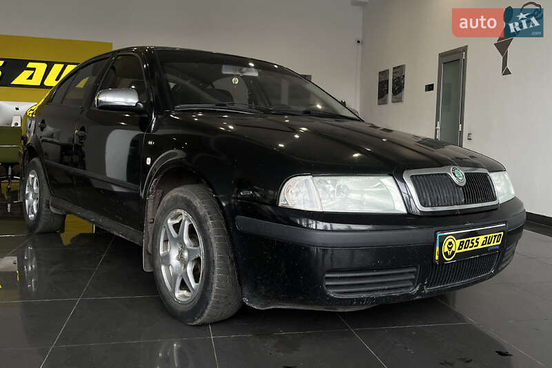 Лифтбек Skoda Octavia 2004 в 