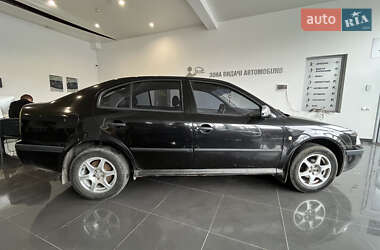 Лифтбек Skoda Octavia 2004 в 