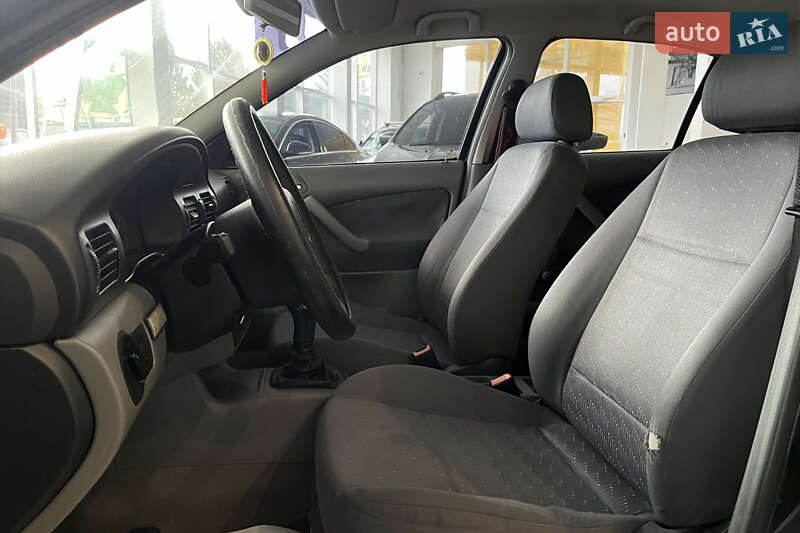 Ліфтбек Skoda Octavia 2004 в Шептицькому