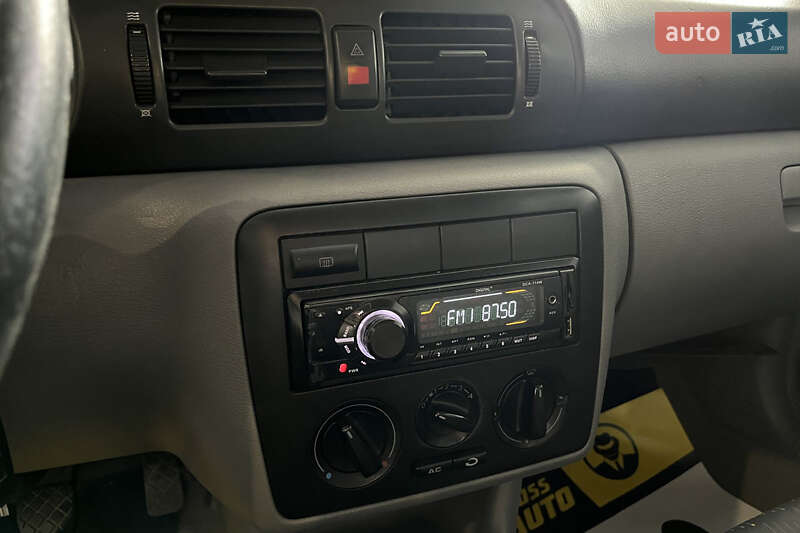 Ліфтбек Skoda Octavia 2004 в Шептицькому