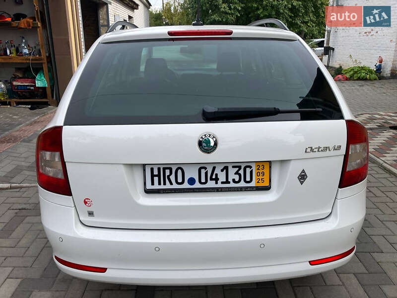 Универсал Skoda Octavia 2012 в Богуславе