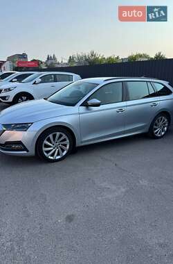 Универсал Skoda Octavia 2020 в 