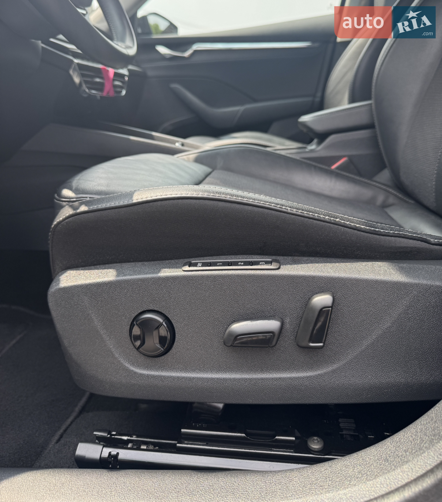 2020 Skoda Octavia - мініатюра 25