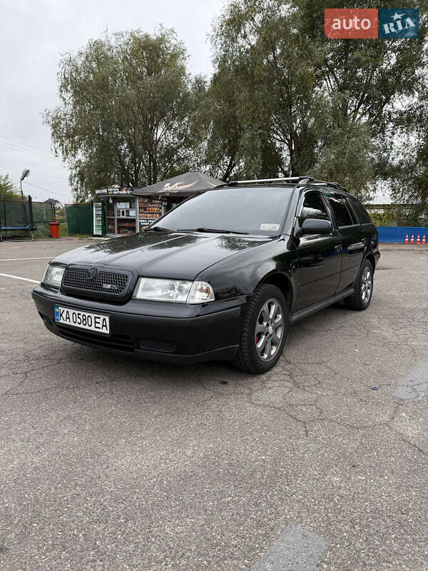 Универсал Skoda Octavia 2000 в Киеве