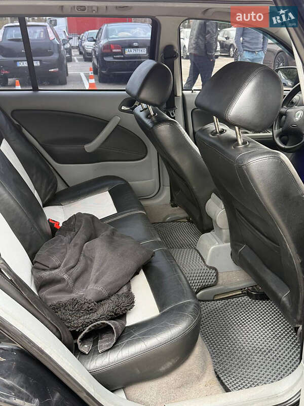 Универсал Skoda Octavia 2000 в Киеве