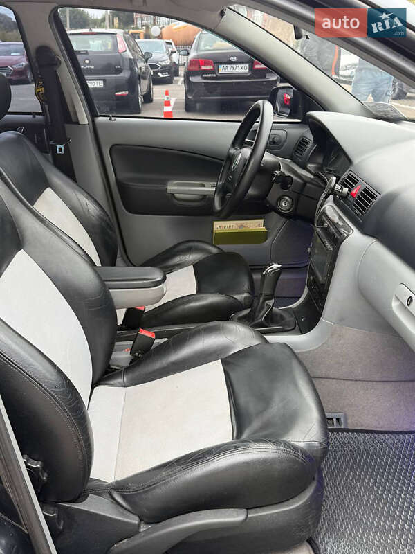 Универсал Skoda Octavia 2000 в Киеве