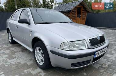 Лифтбек Skoda Octavia 2001 в 