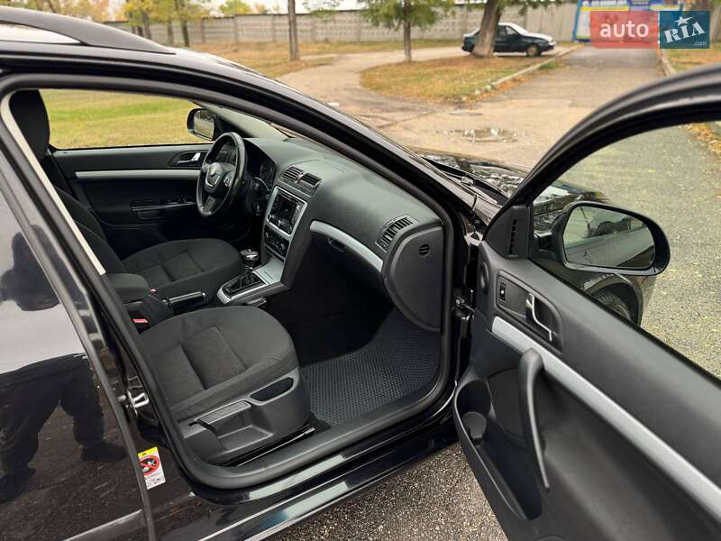 Универсал Skoda Octavia 2011 в Кропивницком