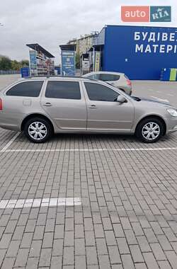 Универсал Skoda Octavia 2009 в 