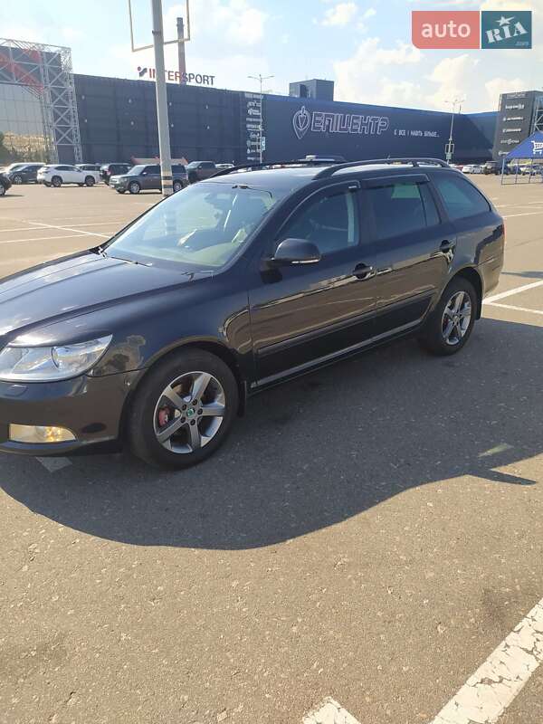 Универсал Skoda Octavia 2011 в Одессе