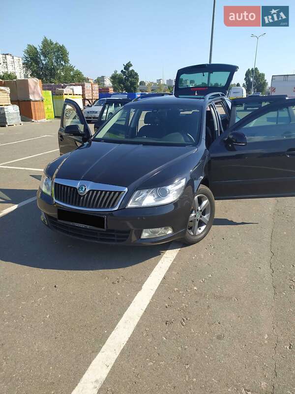 Универсал Skoda Octavia 2011 в Одессе
