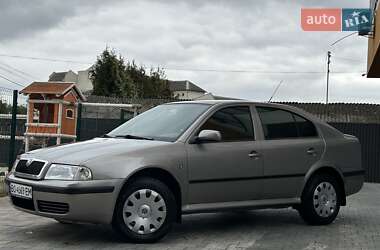 Лифтбек Skoda Octavia 2008 в 