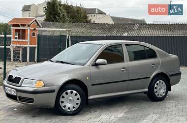 Лифтбек Skoda Octavia 2008 в 