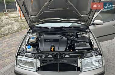 Лифтбек Skoda Octavia 2008 в 