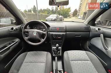 Лифтбек Skoda Octavia 2008 в 