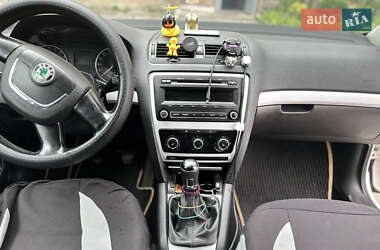Универсал Skoda Octavia 2010 в Луцке