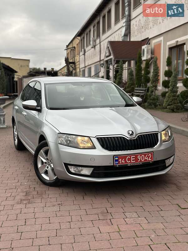 Лифтбек Skoda Octavia 2017 в Стрые