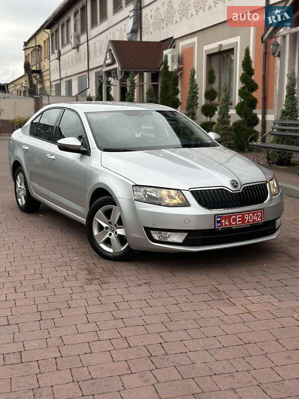 Лифтбек Skoda Octavia 2017 в Стрые