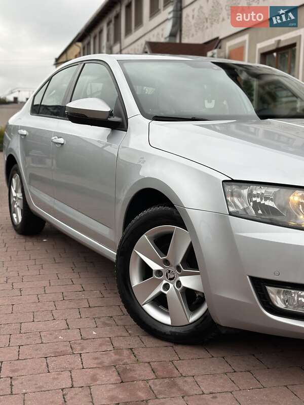 Лифтбек Skoda Octavia 2017 в Стрые