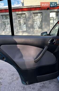 Лифтбек Skoda Octavia 2002 в 