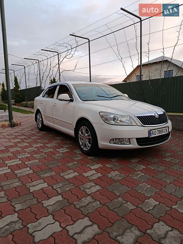 Универсал Skoda Octavia 2012 в Иршаве