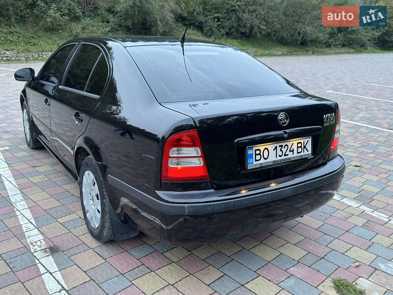 Лифтбек Skoda Octavia 2009 в Тернополе