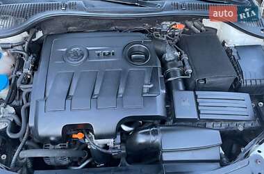 Универсал Skoda Octavia 2011 в 
