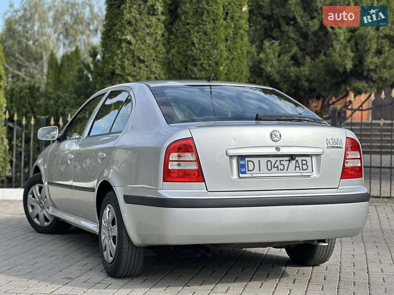 Лифтбек Skoda Octavia 2004 в Кропивницком