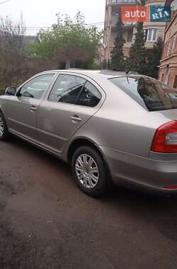 Лифтбек Skoda Octavia 2012 в 