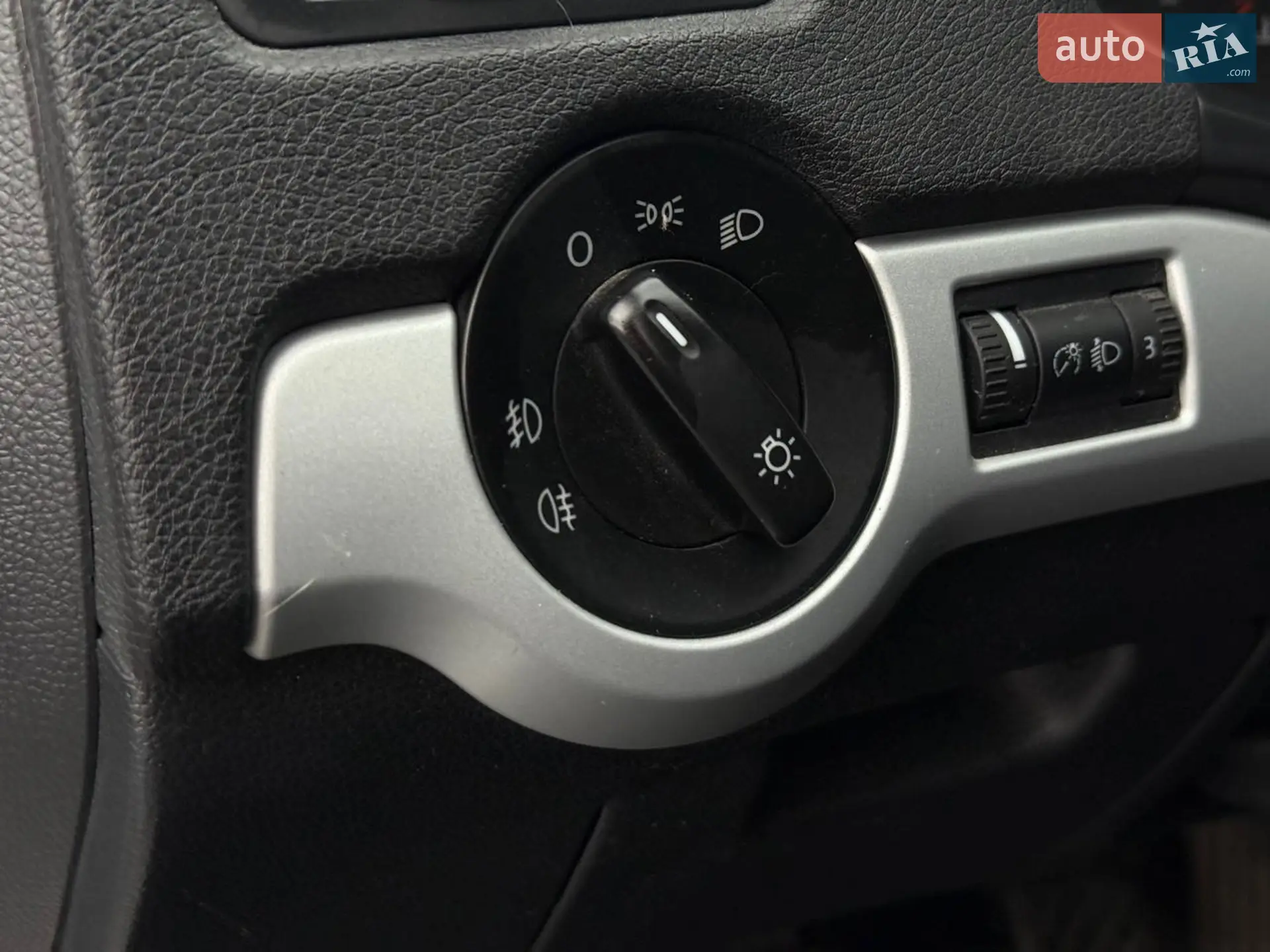 2011 Skoda Octavia - мініатюра 15