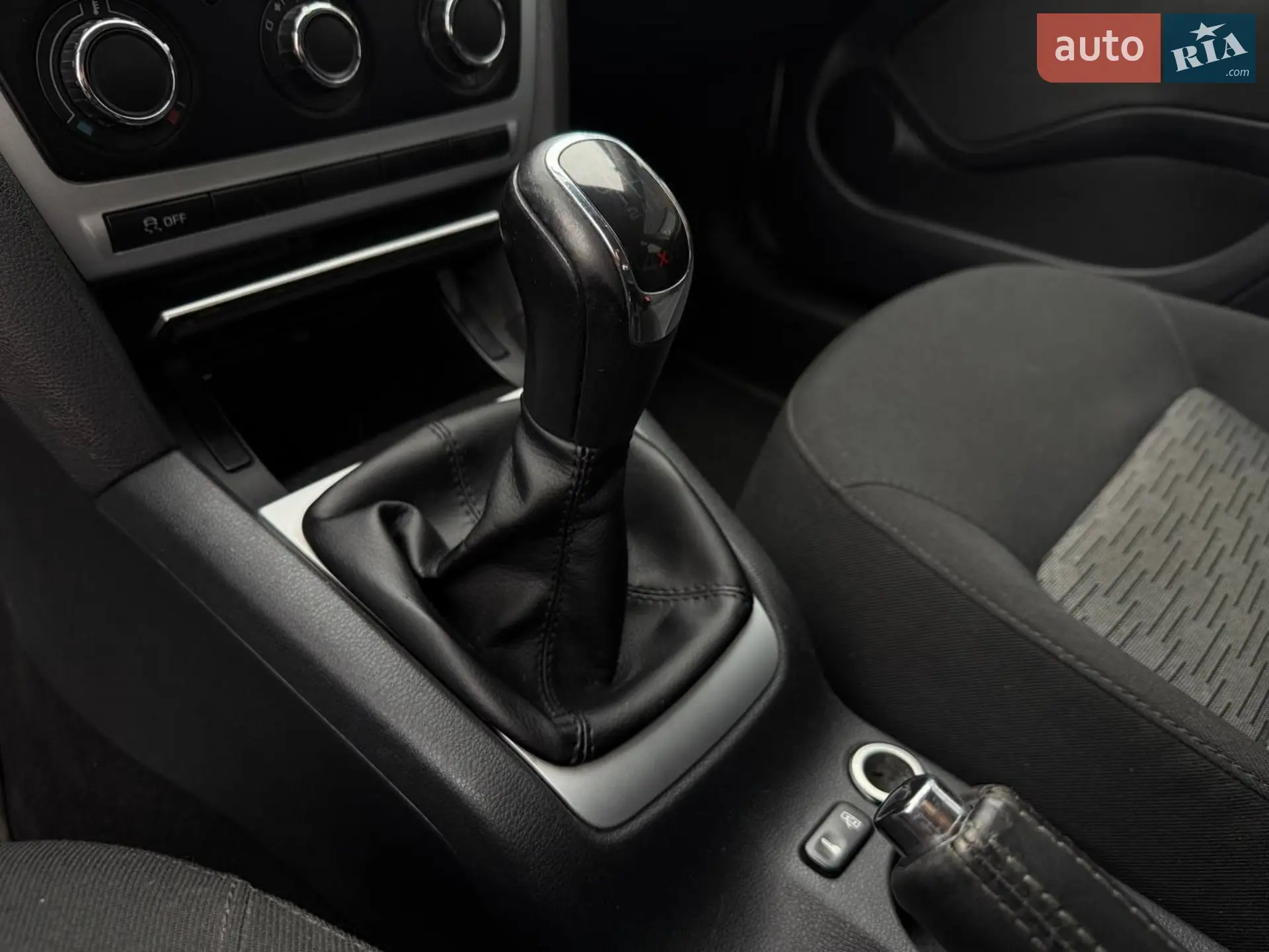 2011 Skoda Octavia - мініатюра 21