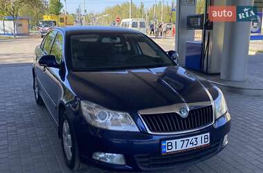 Лифтбек Skoda Octavia 2010 в 