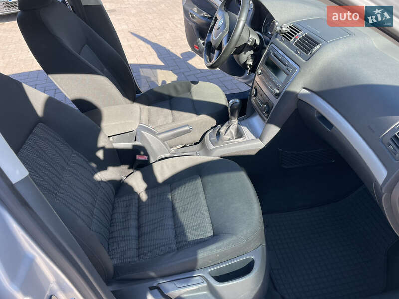 Лифтбек Skoda Octavia 2010 в Виноградове
