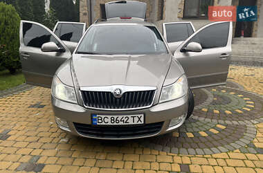 Универсал Skoda Octavia 2011 в 