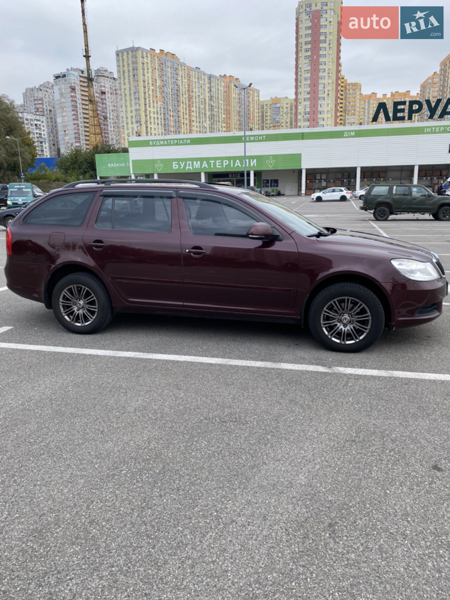 2010 Skoda Octavia - мініатюра 3